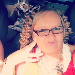 Meet your Posher, Brandie